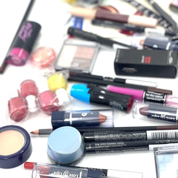 Brand New Drugstore Makeup Bundle - Picture 3 of 6